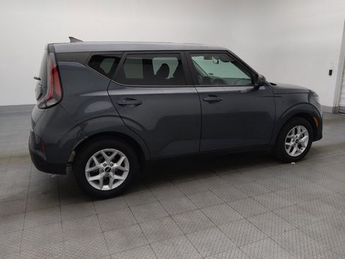 Used 2025 Kia Soul LX image 10