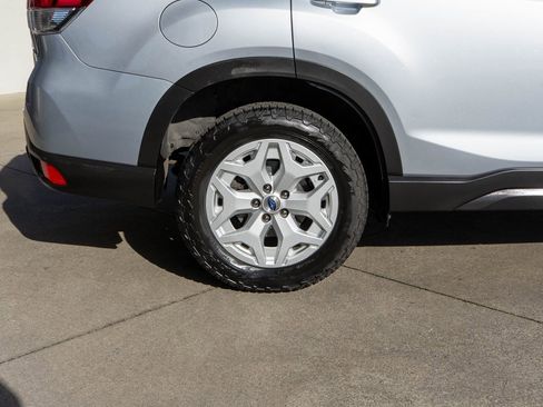 Used 2021 Subaru Forester image 32