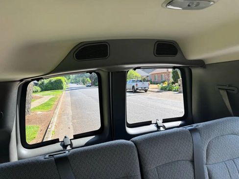 Used 2018 Chevrolet Express 2500 LS w/ Driver Convenience Package RWD image 25