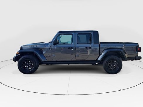 Used 2021 Jeep Gladiator Willys image 6