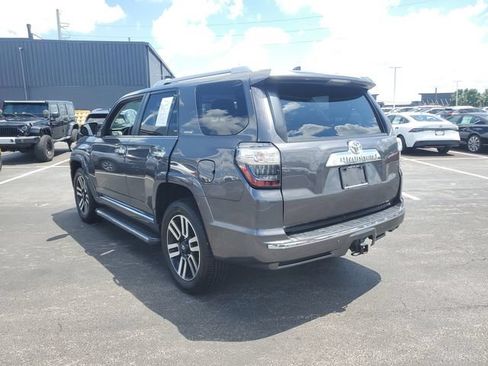 Used 2017 Toyota 4Runner Limited AWD/4WD image 3