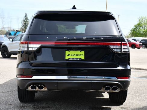 New 2026 Lincoln Aviator AWD image 5