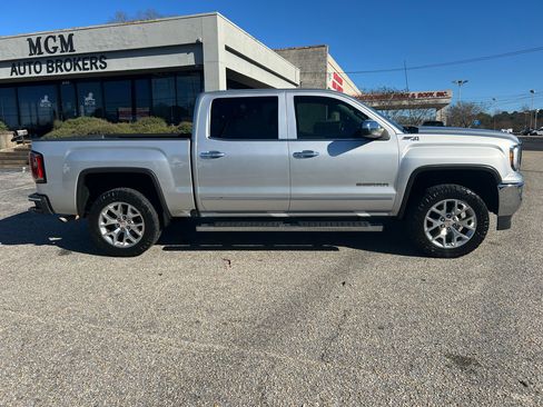 Used 2018 GMC Sierra 1500 SLT image 22
