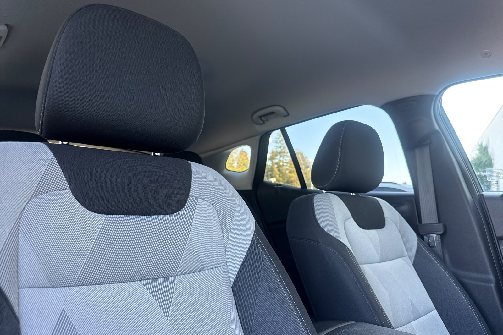 Used 2026 Chevrolet Trax LS w/ LS Convenience Package FWD image 21