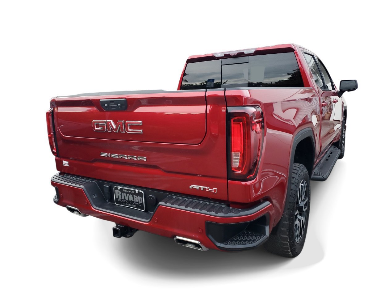 Used 2024 GMC Sierra 1500 AT4 w/ Technology Package AWD/4WD image 4