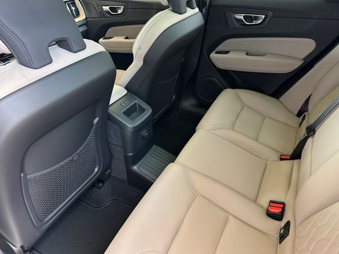New 2026 Volvo XC60 T8 Plus w/ Climate Package AWD/4WD image 9