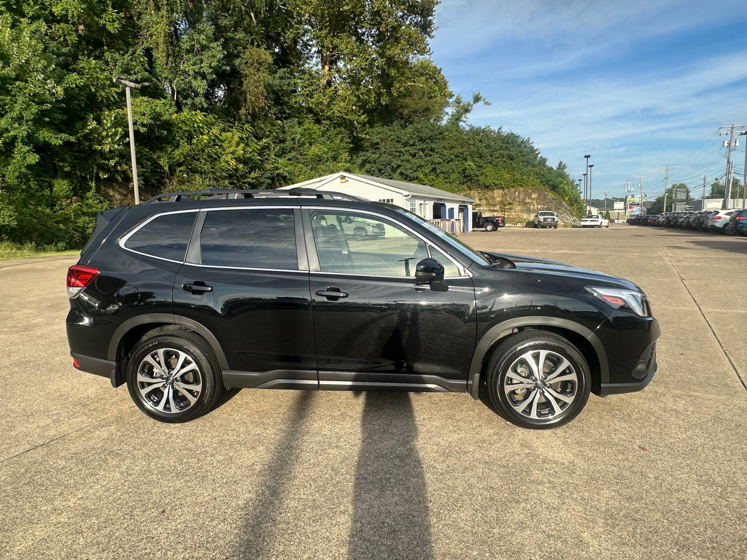 Used 2024 Subaru Forester Limited AWD/4WD image 3