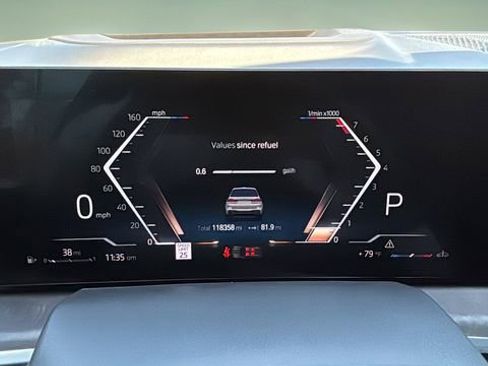 Used 2023 BMW X7 xDrive40i w/ Executive Package image 36