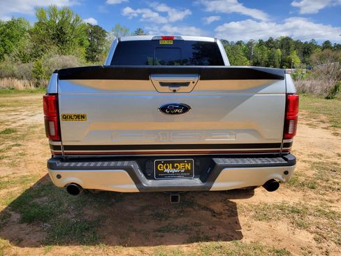 Used 2018 Ford F150 Lariat image 9