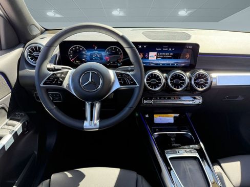 New 2026 Mercedes-Benz GLB 250 image 23