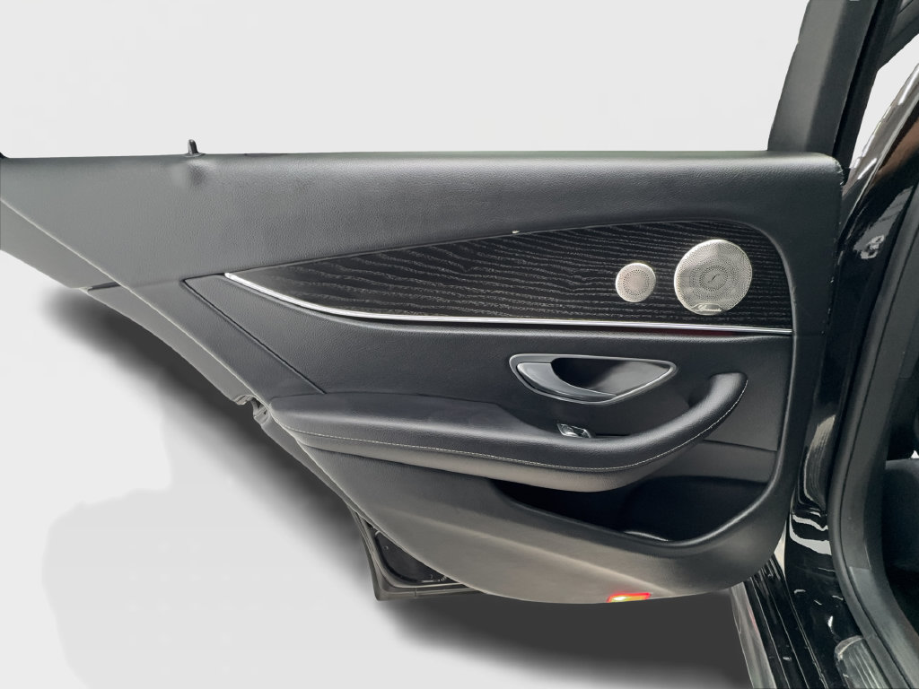 Used 2022 Mercedes-Benz E 350 Sedan image 28