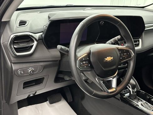 Used 2024 Chevrolet TrailBlazer LT w/ Convenience Package image 14