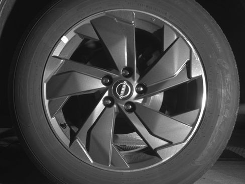 Used 2025 Nissan Rogue SV FWD image 14