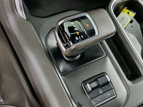 Used 2023 GMC Sierra 1500 Denali w/ Denali Reserve Package AWD/4WD image 16