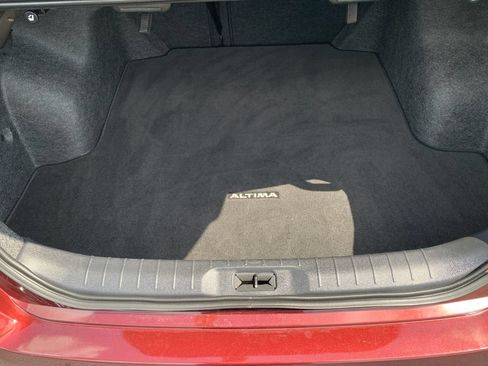 Used 2025 Nissan Altima 2.5 SV FWD image 26