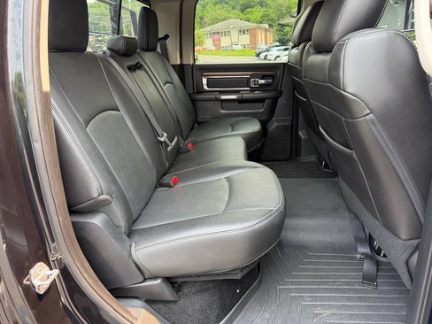 Used 2015 RAM 2500 Laramie AWD/4WD image 13