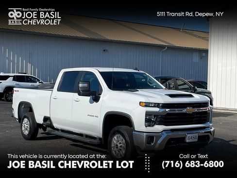 Used 2025 Chevrolet Silverado 2500 LT w/ Convenience Package AWD/4WD image 1