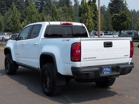 Used 2021 Chevrolet Colorado ZR2 w/ ZR2 Dusk Special Edition AWD/4WD image 3