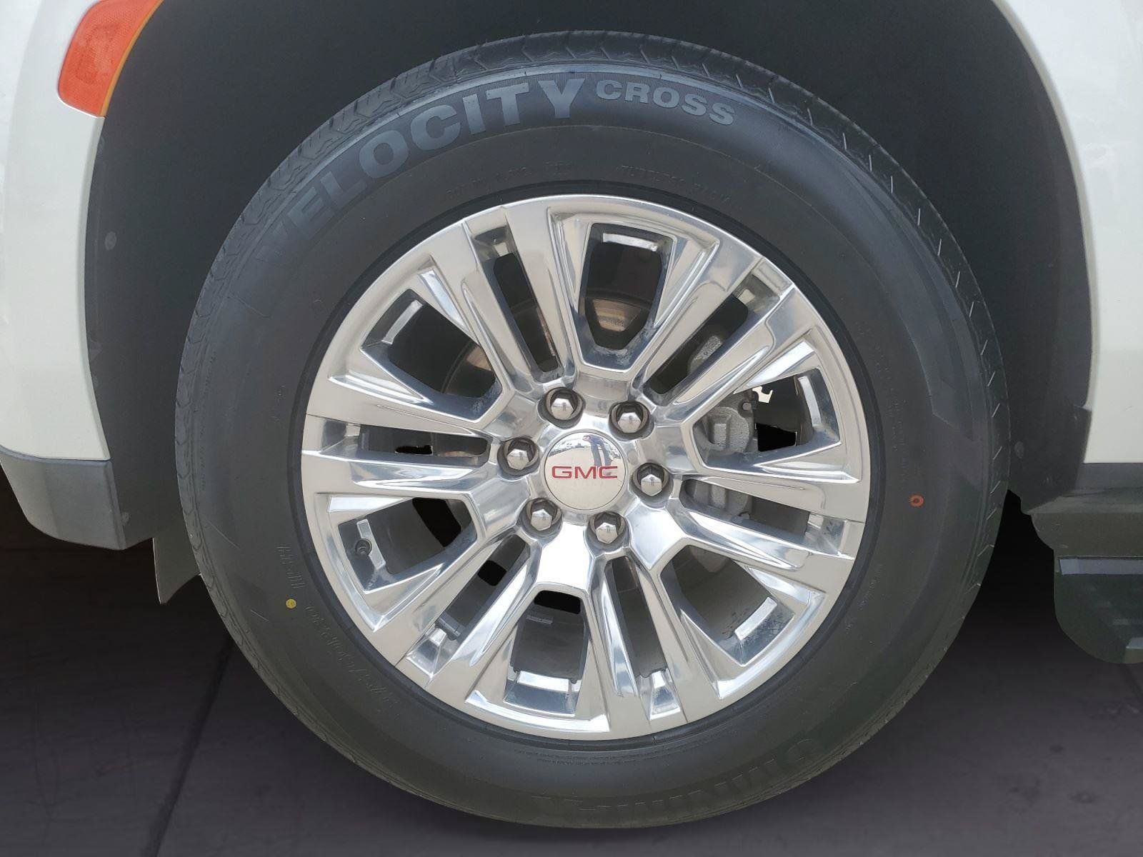 Used 2022 GMC Yukon XL Denali RWD image 14