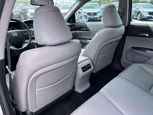 Used 2014 Honda Accord EX-L image 19