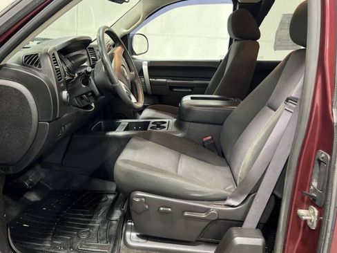 Used 2013 GMC Sierra 2500 SLE w/ SLE Preferred Package AWD/4WD image 6