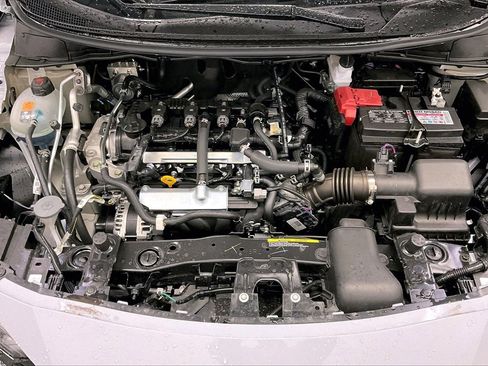 New 2025 Nissan Versa SR image 11