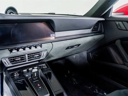 Used 2025 Porsche 911 Carrera 4 GTS image 57