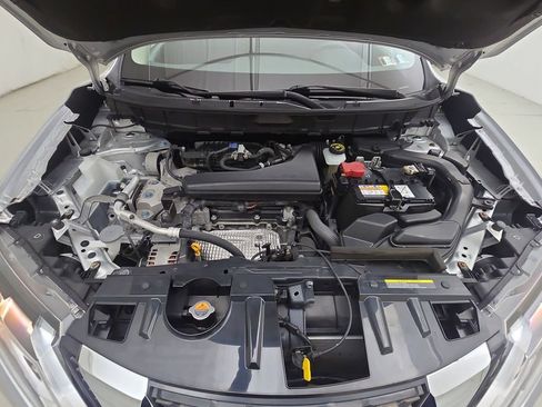 Used 2019 Nissan Rogue SV w/ Premium Package AWD/4WD image 29