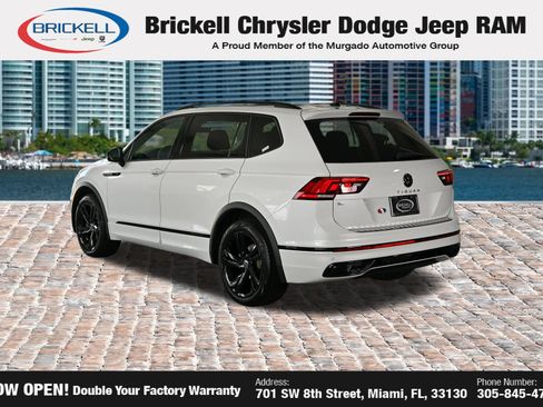 Used 2024 Volkswagen Tiguan SE R-Line FWD image 12