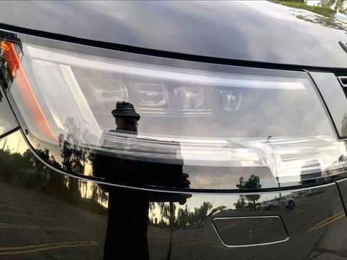 Used 2023 Land Rover Range Rover Long Wheelbase Autobiography image 26