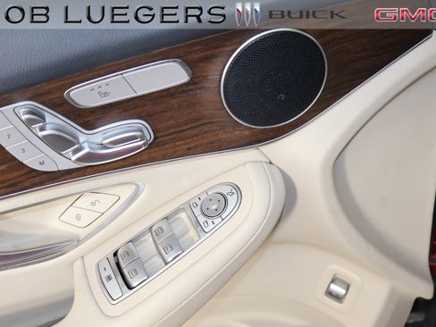 Used 2022 Mercedes-Benz GLC 300 4MATIC image 8