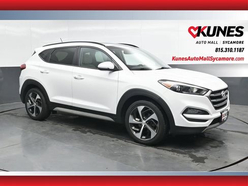 Used 2017 Hyundai Tucson Value AWD/4WD image 1