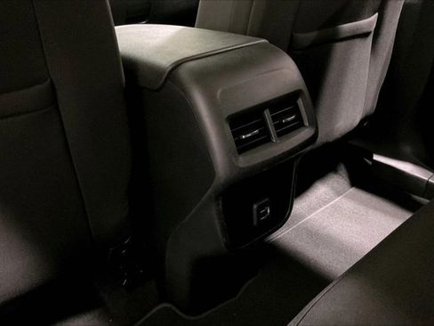 Used 2019 Chevrolet Equinox LT FWD image 34