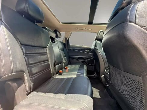 Used 2016 Kia Sorento SX FWD image 15