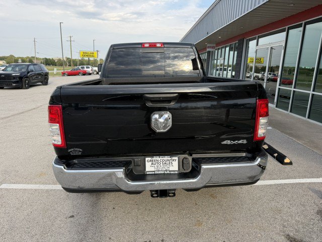 Used 2024 RAM 2500 Tradesman w/ Chrome Appearance Group AWD/4WD image 12