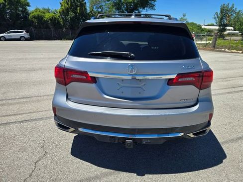 Used 2017 Acura MDX SH-AWD image 4
