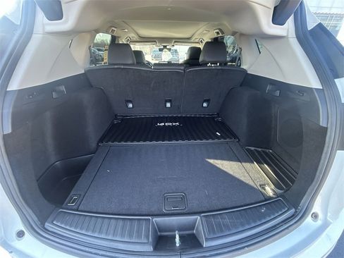 Used 2024 Acura RDX w/ Technology Package image 30