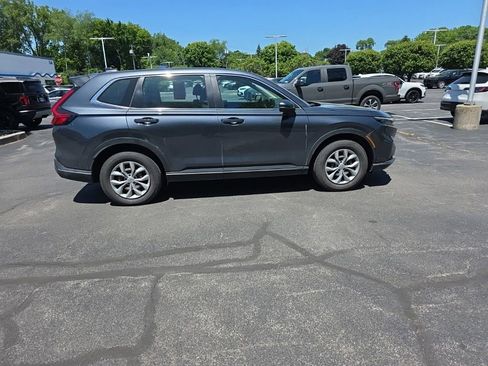 Used 2023 Honda CR-V LX image 8