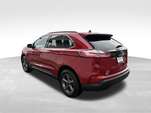 Used 2022 Ford Edge SEL w/ Sport Appearance Package image 7