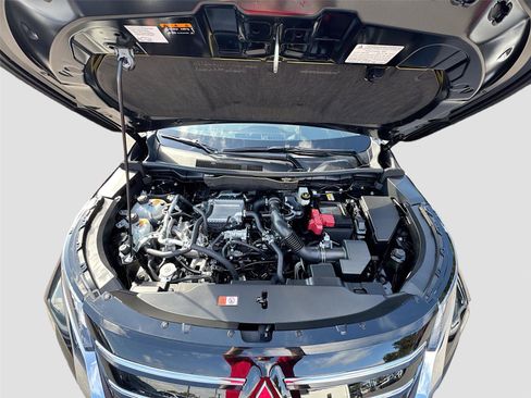 New 2026 Mitsubishi Outlander SEL image 32