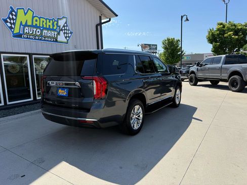 Used 2021 GMC Yukon SLT w/ SLT Luxury Plus Package AWD/4WD image 8