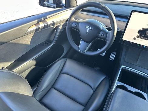 Used 2023 Tesla Model Y Performance image 20