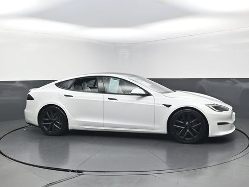 Used 2022 Tesla Model S Plaid AWD/4WD image 35
