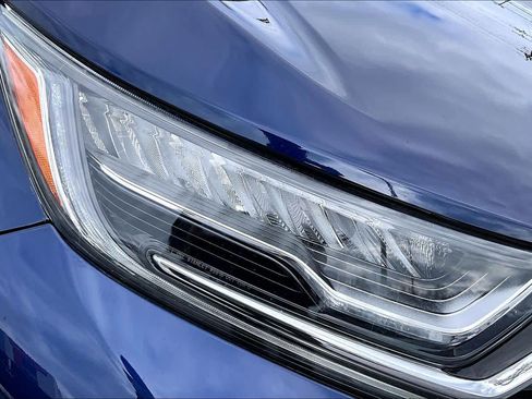 Used 2020 Honda CR-V Touring image 28