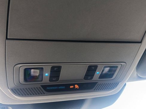 Used 2024 Ford Explorer XLT w/ Equipment Group 202A image 27