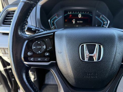 Used 2018 Honda Odyssey Touring image 25