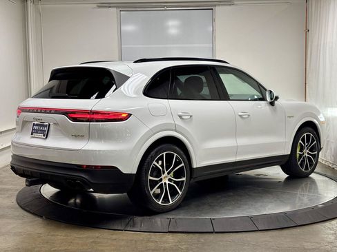 Used 2019 Porsche Cayenne E-Hybrid AWD/4WD image 9