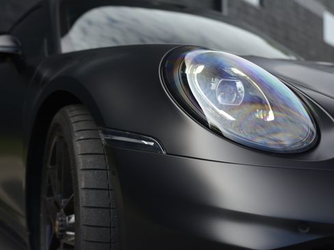 Certified 2025 Porsche 911 Carrera GTS RWD image 30