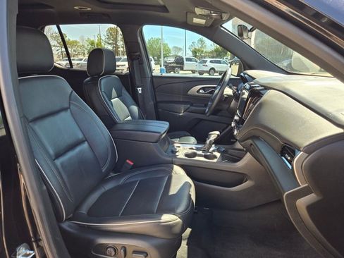 Used 2023 Chevrolet Traverse Premier w/ LPO, Cargo Package FWD image 21