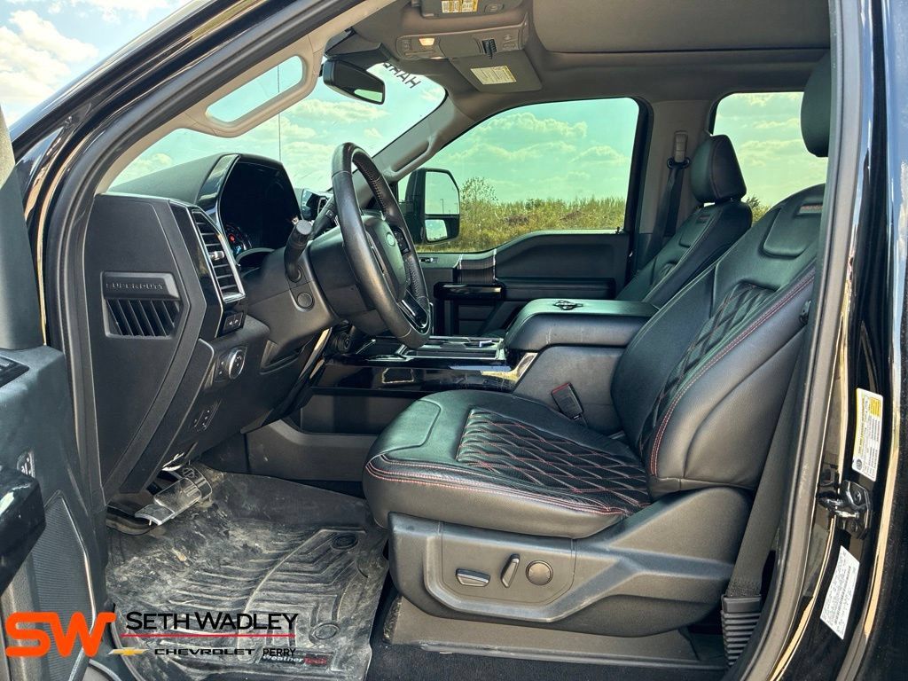 Used 2021 Ford F250 Lariat w/ Lariat Ultimate Package AWD/4WD image 13